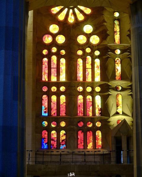  <strong>- Date</strong>: February 15, 2025 <br> <strong>- Exposure Time </strong>: 1/15 <br> <strong>- Focal Length </strong>: 68 mm <br> <strong> - ISO</strong>: 640 <br>