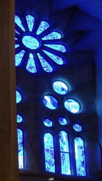  <strong>- Date</strong>: February 15, 2025 <br> <strong>- Exposure Time </strong>: 1/15 <br> <strong>- Focal Length </strong>: 68 mm <br> <strong> - ISO</strong>: 640 <br>